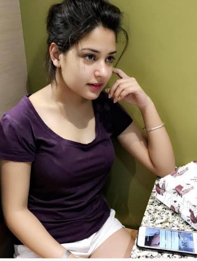 female Call Girls in Delhi